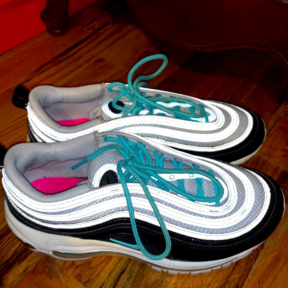 Used air max